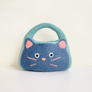 Low-saturation peacock blue black cat felt bag